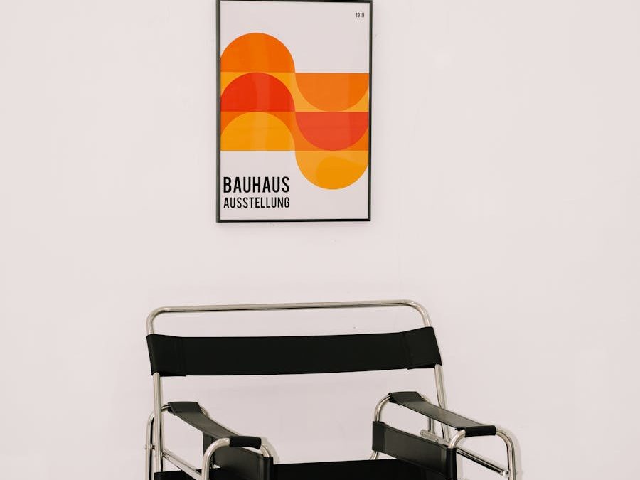 Poster Royalty: Celebrating Tadeusz Gronowski’s Visual Legacy
