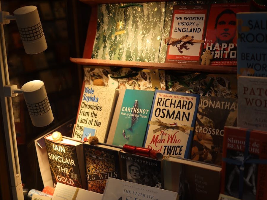 Creative Agencies: Show Clients the Power of Branded Seasonal Print