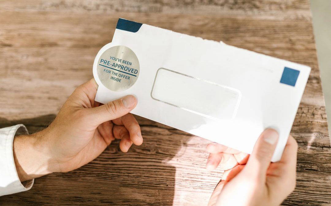 Reactivating Lapsed Customers with CRM-Driven VDP Mailers
