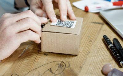 Print with Personalised QR Codes: How Variable Data Printing Bridges Direct Mail and Digital Marketing